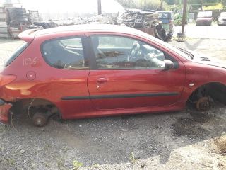 bontott PEUGEOT 206 Homlokfal (Üres lemez)