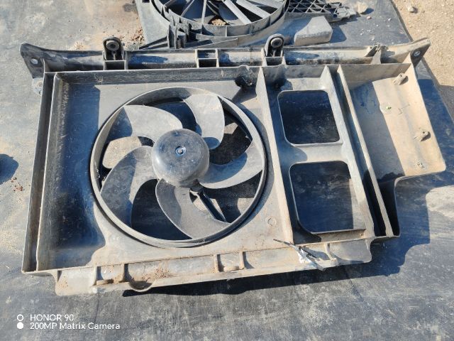 bontott PEUGEOT 206 Hűtőventilátor