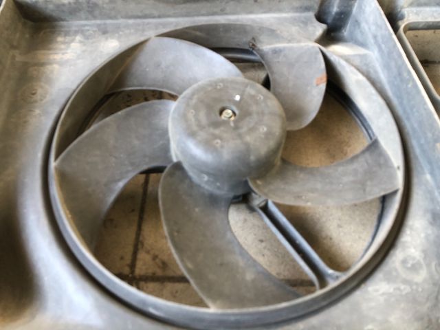 bontott PEUGEOT 206 Hűtőventilátor