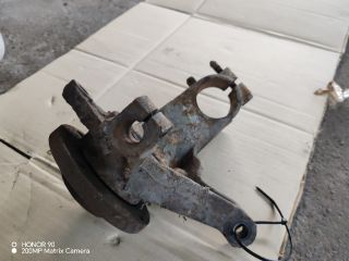 bontott PEUGEOT 206 Jobb első Csonkállvány Kerékaggyal