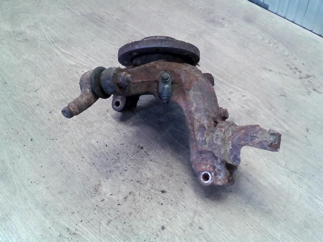 bontott PEUGEOT 206 Jobb első Csonkállvány Kerékaggyal