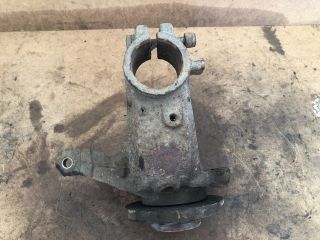 bontott PEUGEOT 206 Jobb első Csonkállvány Kerékaggyal