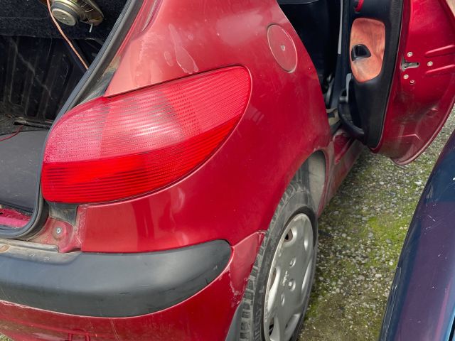 bontott PEUGEOT 206 Jobb első Lengéscsillapító