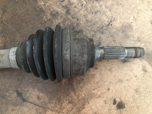 bontott PEUGEOT 206 Jobb Féltengely