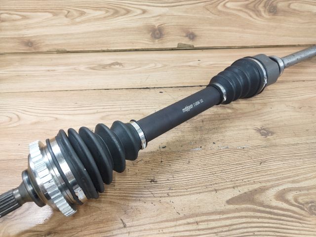 bontott PEUGEOT 206 Jobb Féltengely