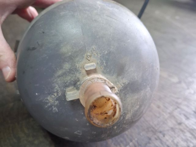 bontott PEUGEOT 206 Kiegyenlítő Tartály