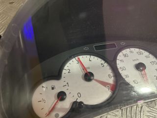 bontott PEUGEOT 206 Kilométeróra