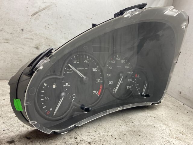 bontott PEUGEOT 206 Kilométeróra