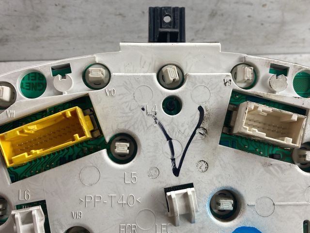 bontott PEUGEOT 206 Kilométeróra