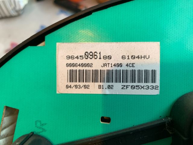 bontott PEUGEOT 206 Kilométeróra