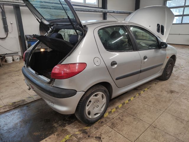 bontott PEUGEOT 206 Klímahűtő Radiátor