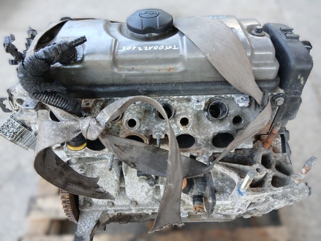 bontott PEUGEOT 206 Komplett Motor (Segédberendezésekkel)