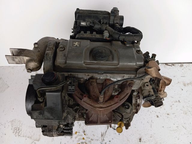 bontott PEUGEOT 206 Komplett Motor (Segédberendezésekkel)