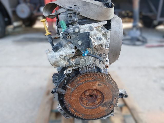 bontott PEUGEOT 206 Komplett Motor (Segédberendezésekkel)