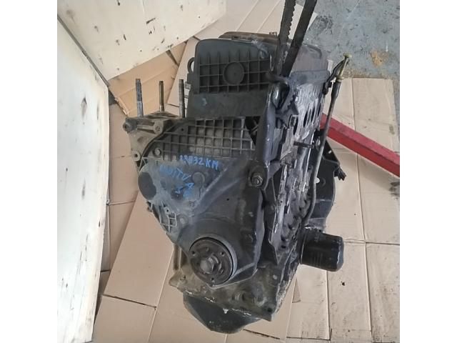bontott PEUGEOT 206 Motor (Fűzött blokk hengerfejjel)