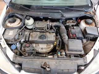 bontott PEUGEOT 206 Motor Tartó Bak Bal