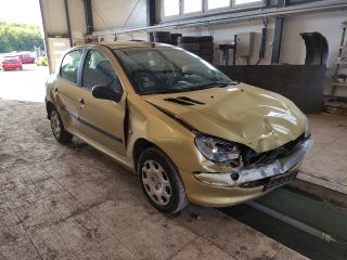 bontott PEUGEOT 206 Motor Tartó Bak Bal