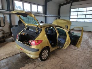 bontott PEUGEOT 206 Motor Tartó Bak Jobb