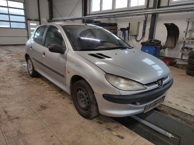 bontott PEUGEOT 206 Nívópálca