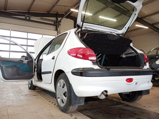 bontott PEUGEOT 206 Nívópálca