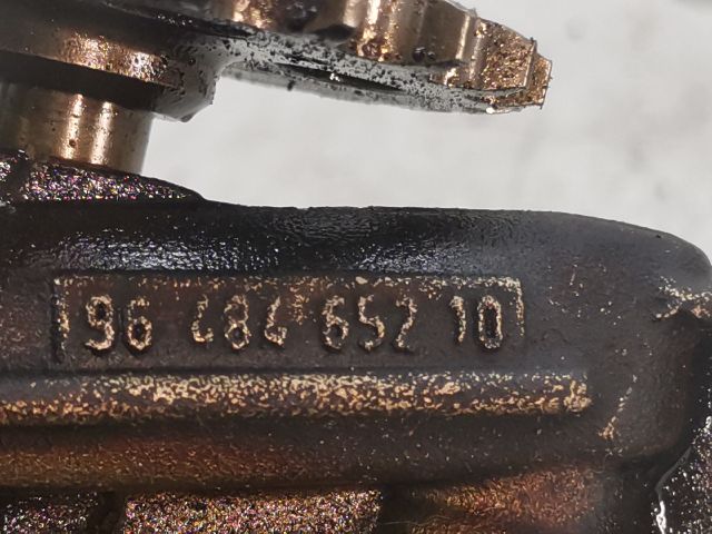 bontott PEUGEOT 206 Olajszivattyú