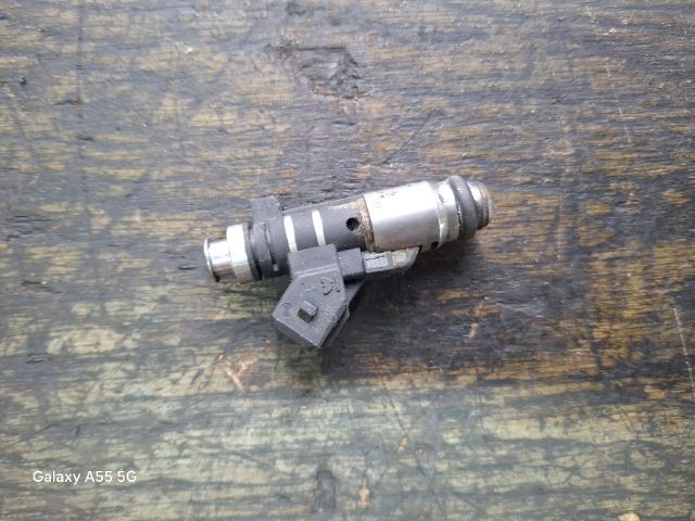 bontott PEUGEOT 206 Porlasztó (1 db)