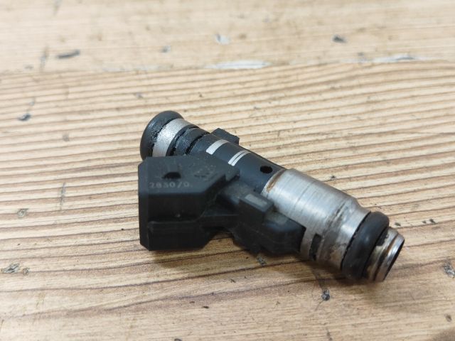 bontott PEUGEOT 206 Porlasztó (1 db)