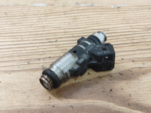 bontott PEUGEOT 206 Porlasztó (1 db)