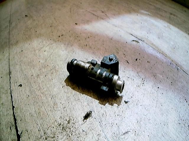 bontott PEUGEOT 206 Porlasztó (1 db)