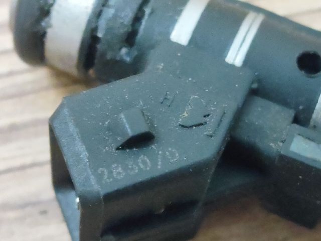 bontott PEUGEOT 206 Porlasztó (1 db)