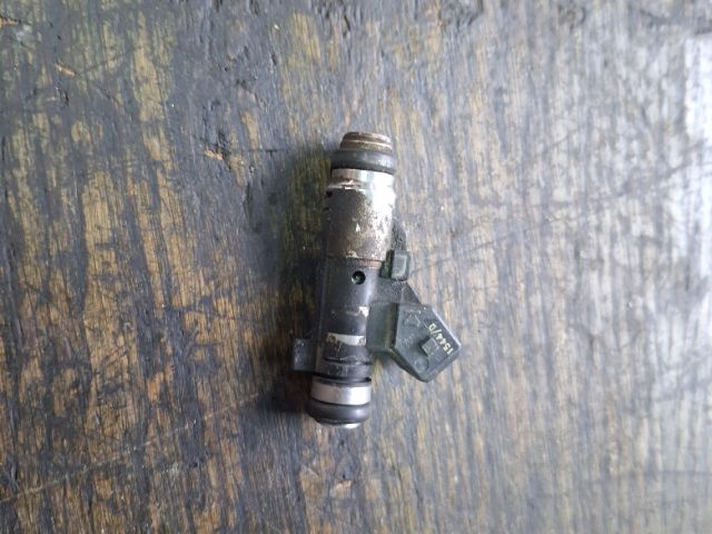 bontott PEUGEOT 206 Porlasztó (1 db)