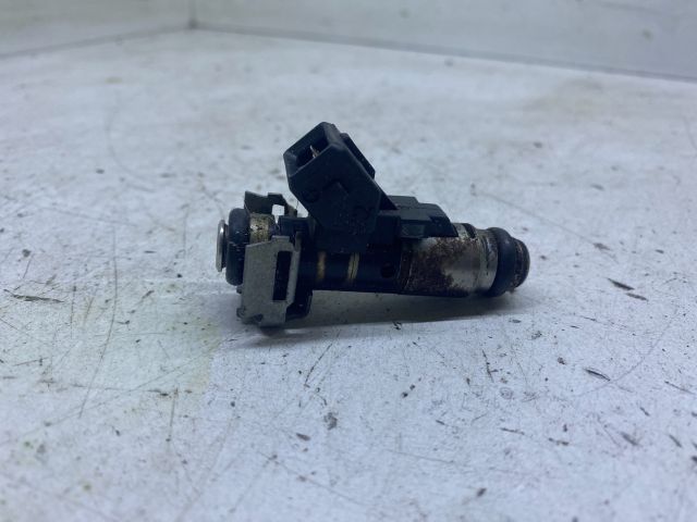 bontott PEUGEOT 206 Porlasztó (1 db)