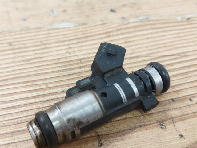 bontott PEUGEOT 206 Porlasztó (1 db)