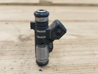 bontott PEUGEOT 206 Porlasztó (1 db)