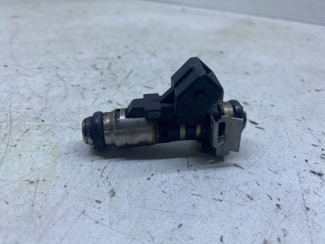 bontott PEUGEOT 206 Porlasztó (1 db)