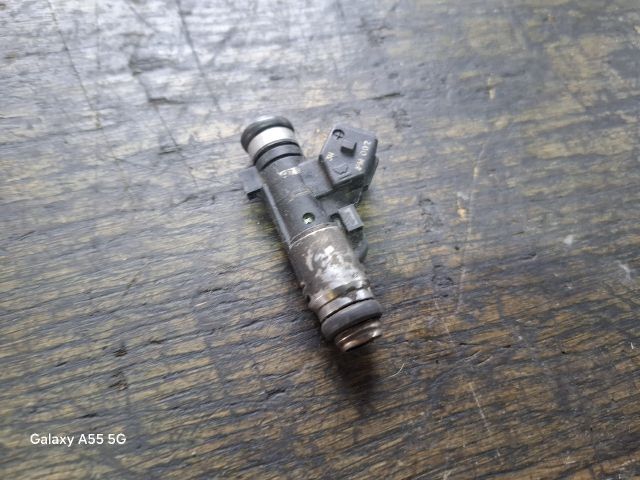 bontott PEUGEOT 206 Porlasztó (1 db)