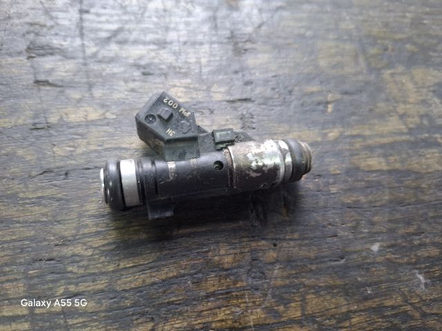 bontott PEUGEOT 206 Porlasztó (1 db)