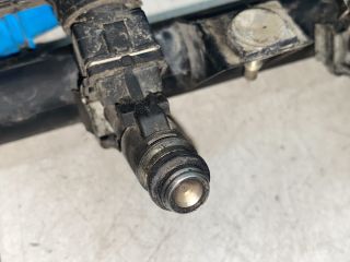 bontott PEUGEOT 206 Porlasztó Sor / Híd