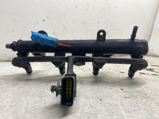 bontott PEUGEOT 206 Porlasztó Sor / Híd