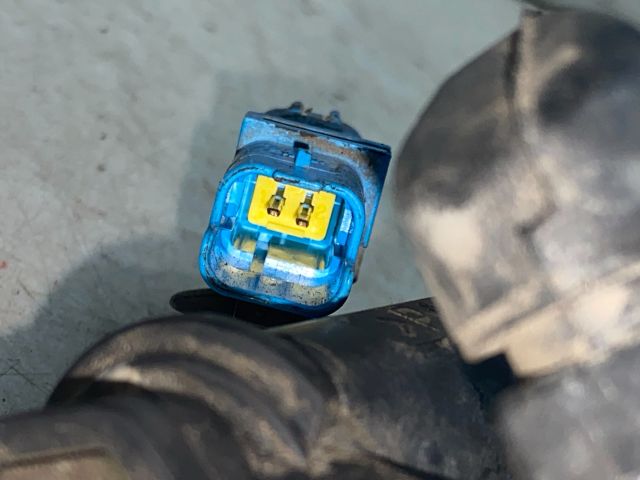 bontott PEUGEOT 206 Porlasztó Sor / Híd