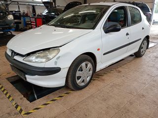 bontott PEUGEOT 206 Porlasztó Sor / Híd