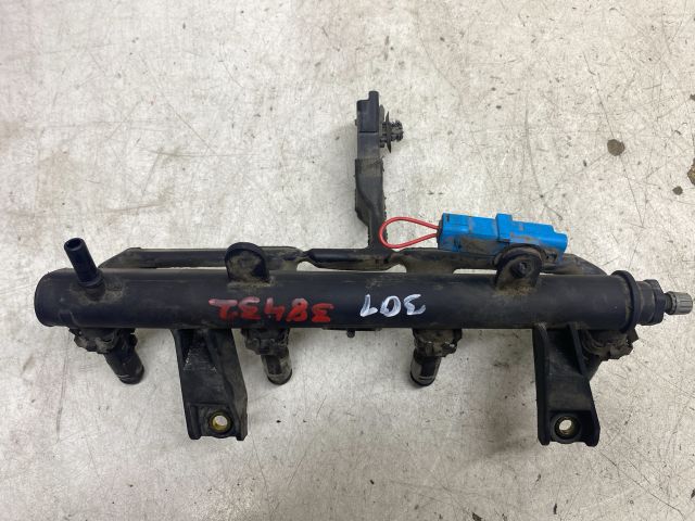 bontott PEUGEOT 206 Porlasztó Sor / Híd