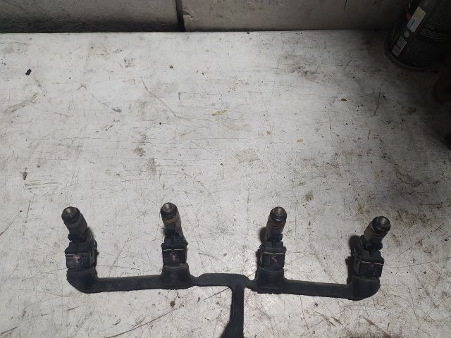 bontott PEUGEOT 206 Porlasztó Sor / Híd