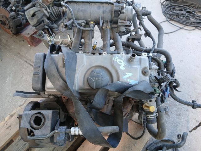 bontott PEUGEOT 206 Szelepfedél