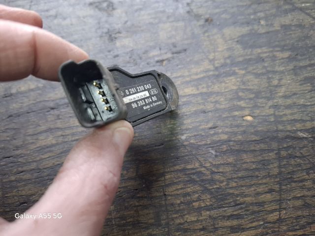 bontott PEUGEOT 206 Szívócső Nyomásérzékelő