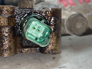 bontott PEUGEOT 206 Termosztátház Csővel