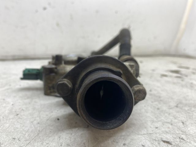 bontott PEUGEOT 206 Termosztátház Csővel