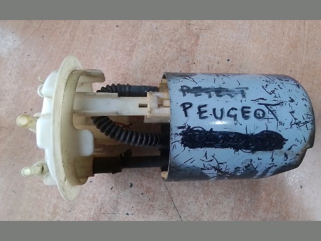 bontott PEUGEOT 206 Üzemanyag Szivattyú