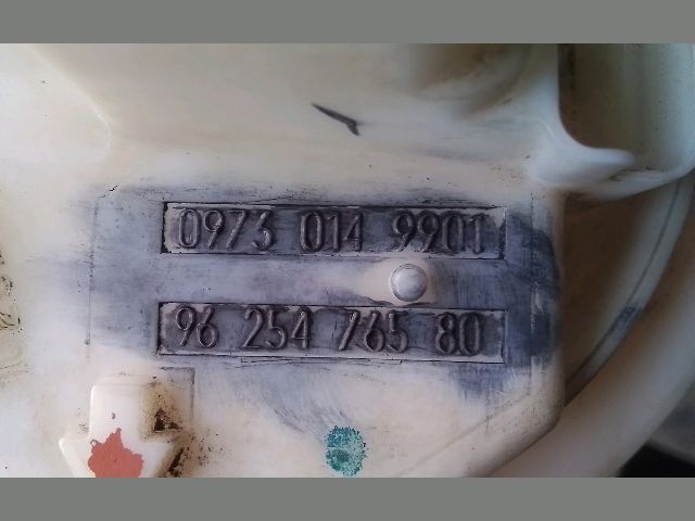 bontott PEUGEOT 206 Üzemanyag Szivattyú