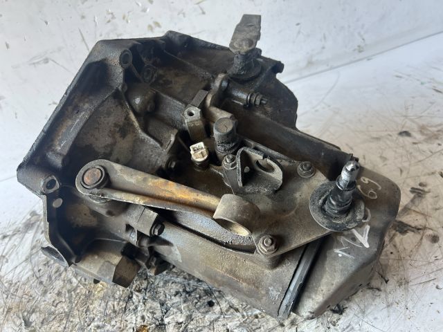 bontott PEUGEOT 206 Váltó (Mechanikus)